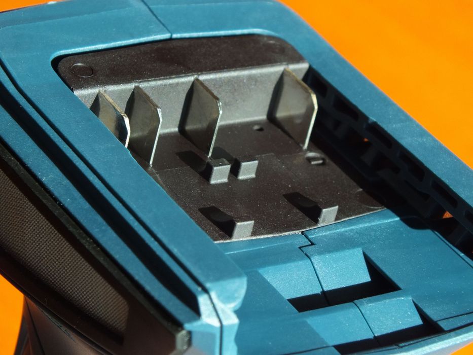 чисто нов-Bosch Professional- 18V ъглошлайф (флекс, ракета) в гаранция