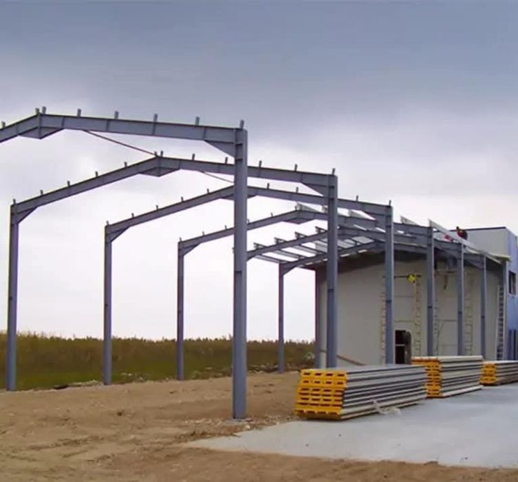 Vând hală metalica 25x10x4