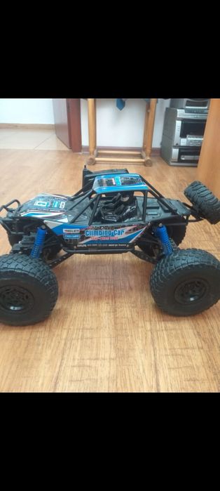 Продам машину на радиоуправлении