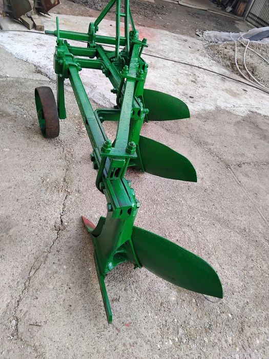 Vînd punte 651 plug pp3 pe sina