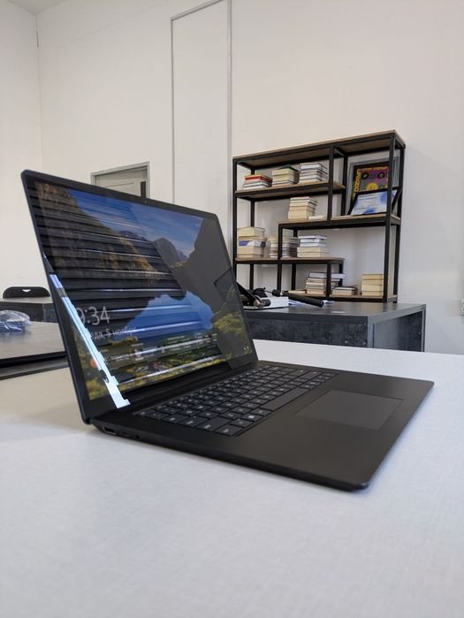 Microsoft Surface Laptop 5 15 dyuym