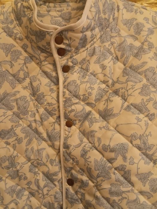 Продам женскую курточку