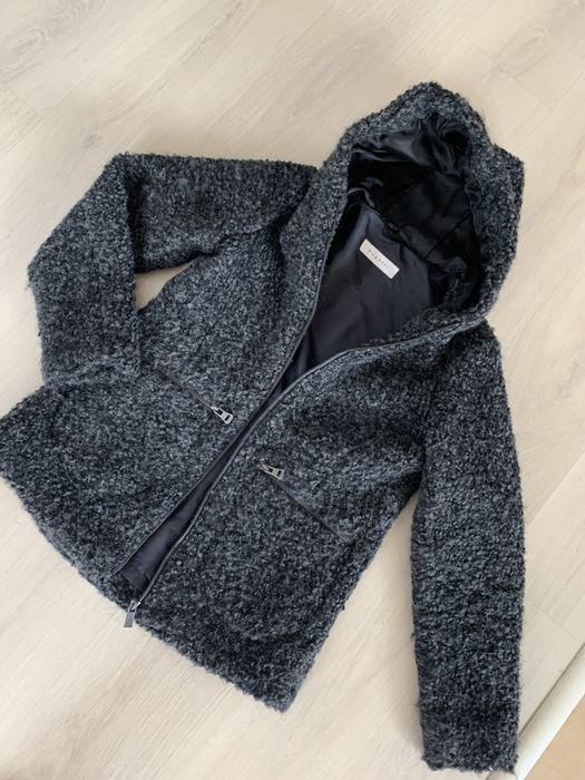 Vand geaca Bugatti(M) calduroasa.