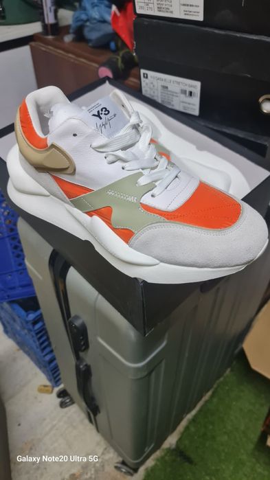 Adidas Y3 mai multe modele