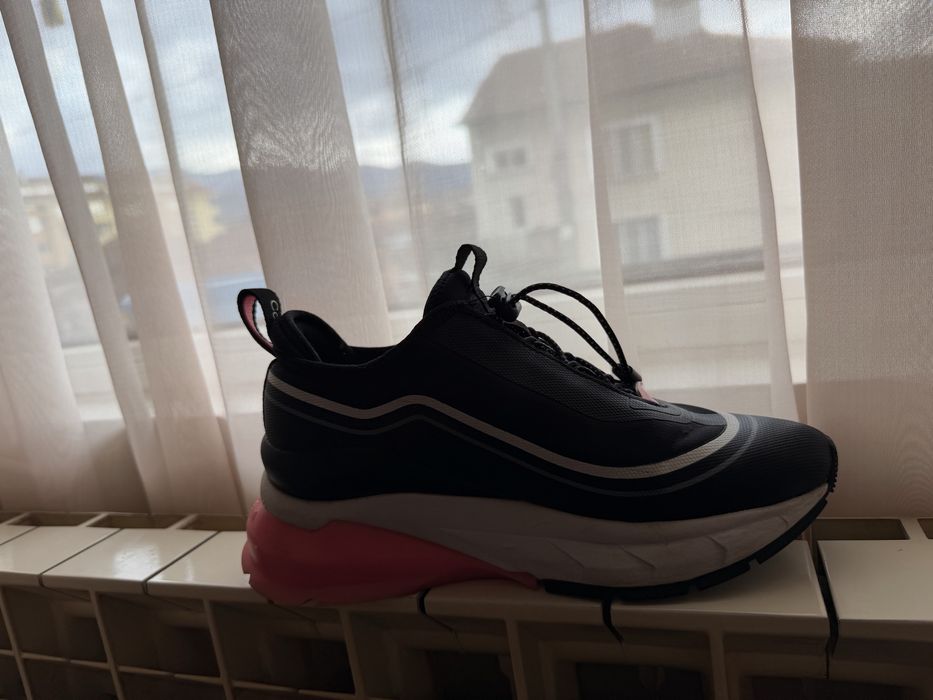 Дамски спортно елегантни обувки Calvin Klein