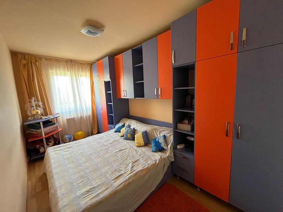 Apartament  3 camere