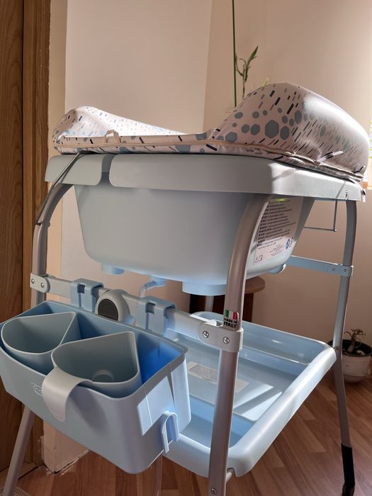 Vand cadita Chicco cu suport de infasat in stare foarte buna