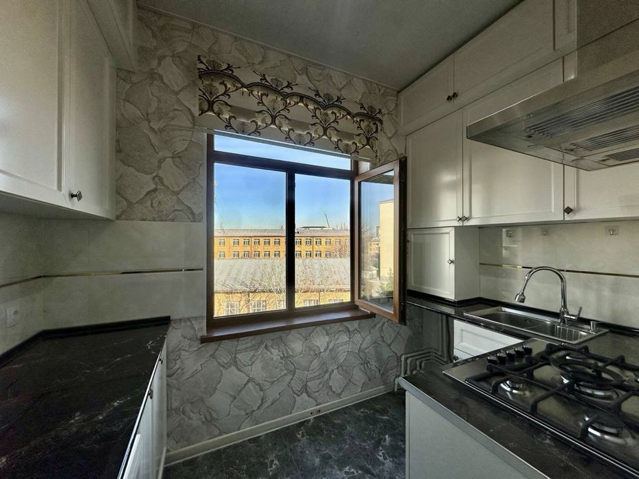 2х комнатная квартира, на 4 этаже. Вокзал.