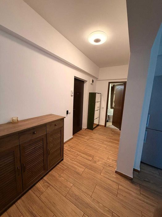 Nou pe piata! Apartament 2 camere, balcon, AC , loc de parcare, bloc nou- persoana fizica