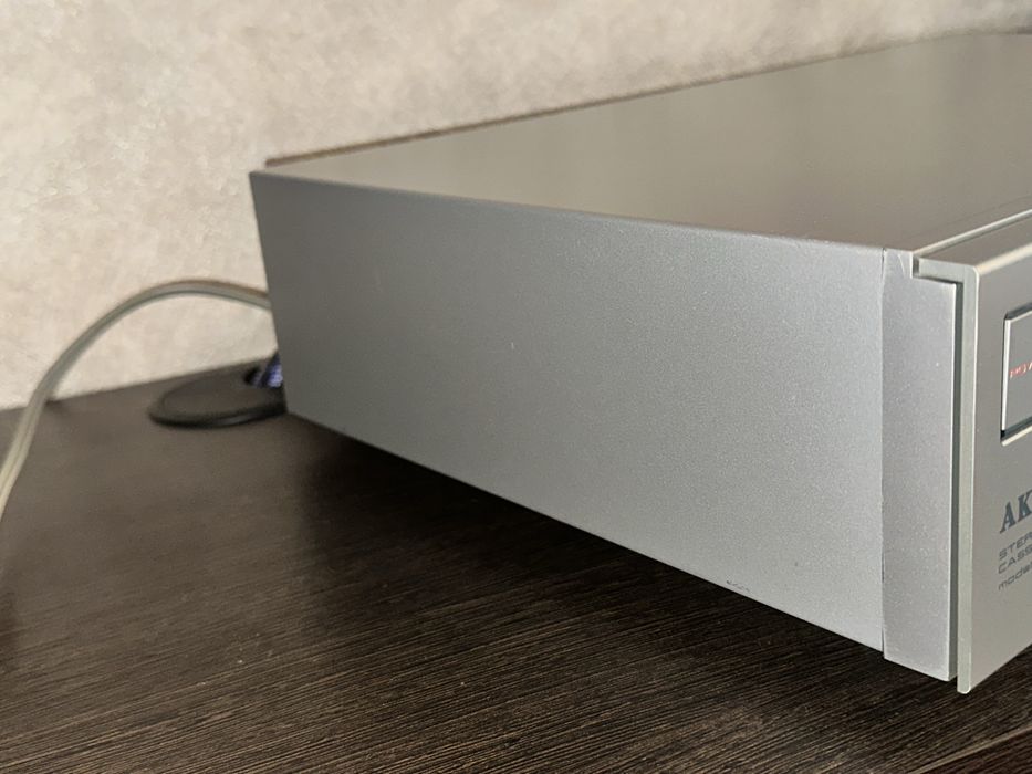 Akai HR-R44 Кассетная дека