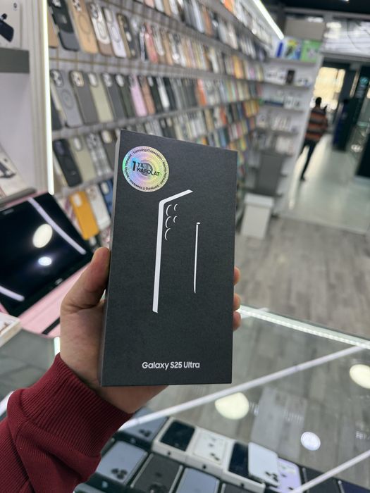Galaxy S25 Ultra 512GB. 12GB