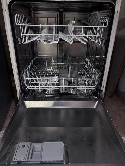 Съдомиялна Bosch