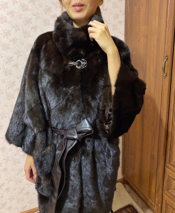 Шуба 44 р коричневая