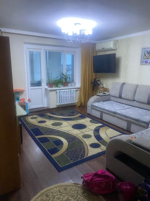 Продам трёх комнатную квартиру