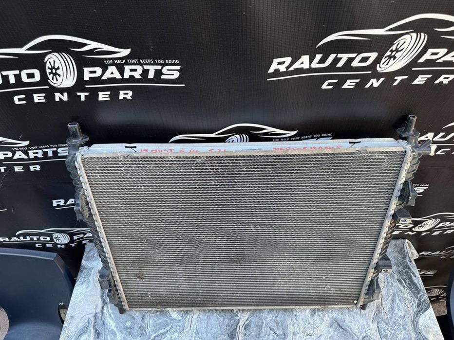 Radiator apa Ford Mustang GT 5.0 Benzina 2015/2016/2017/2018/2019->