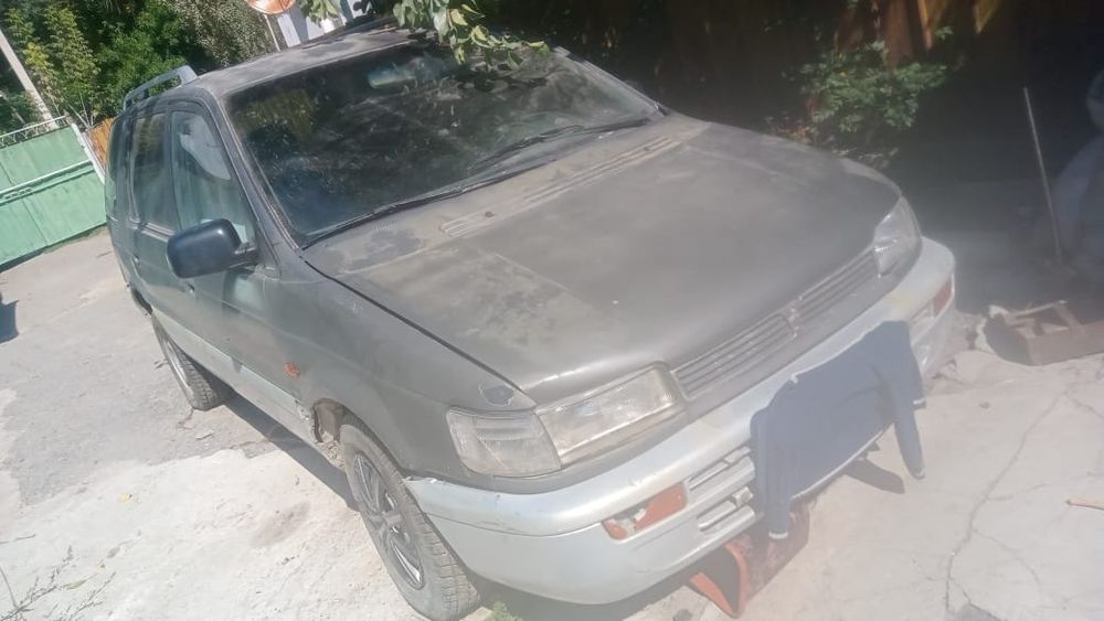 Митсубиси спецвагон