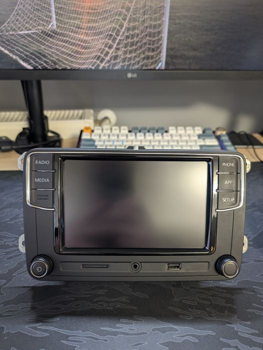 Navigatie RCD 330 Originala VW - Carplay & Android Auto