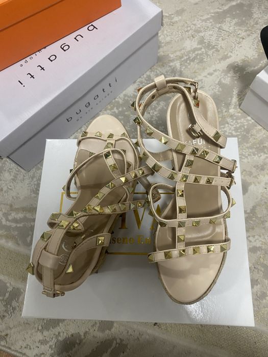 Обувь женская