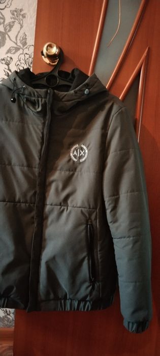 Продам куртку в отличном состоянии