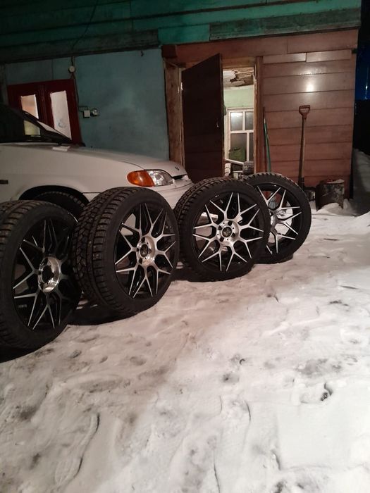 Шины и диски в отличном состоянии!