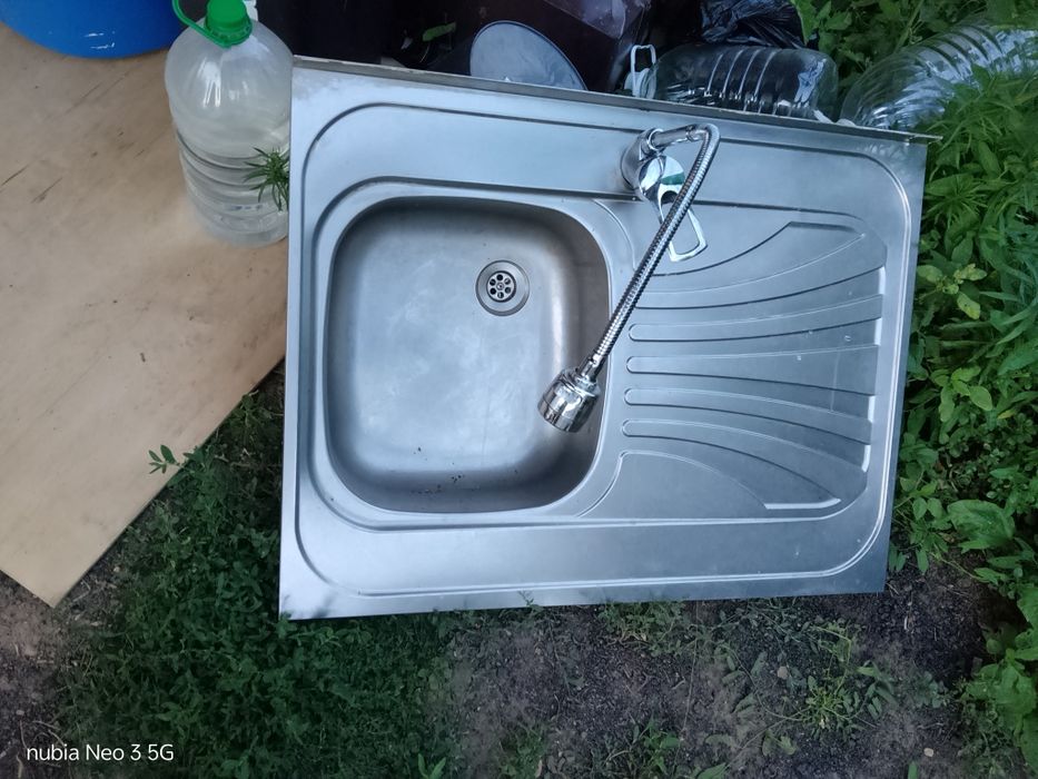 Продам мойку и стол