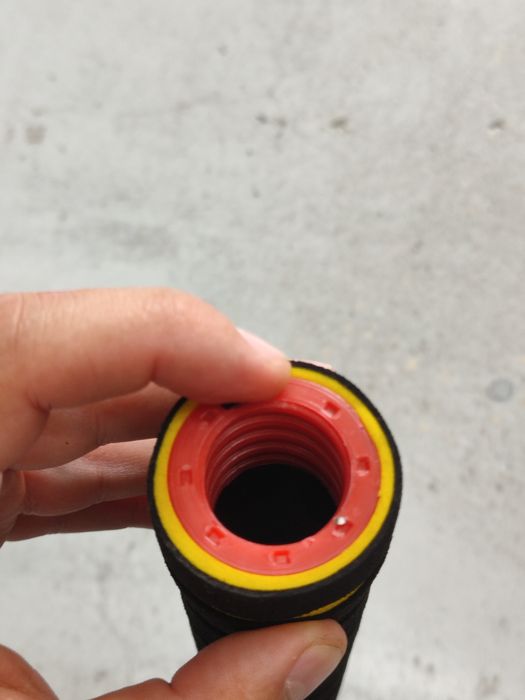 Maner pentru halteră