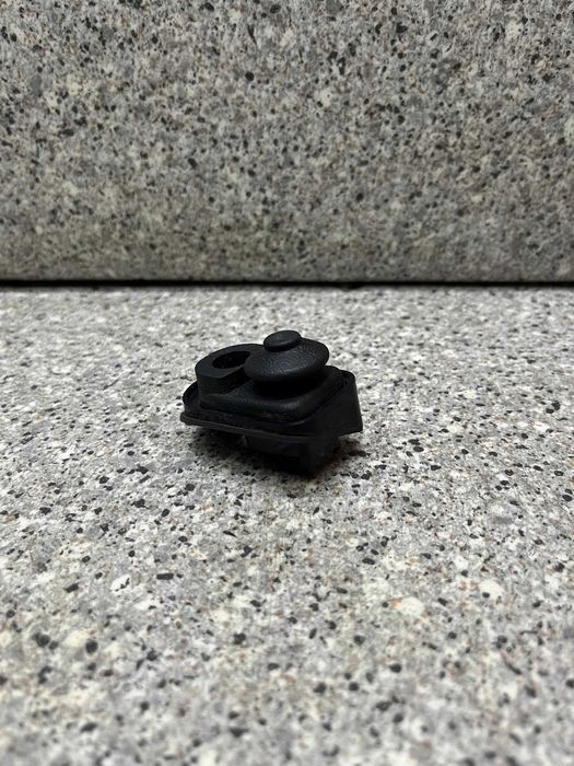 Концевик двери на Ниссан: Цефиро, Террано, Мистраль, Кашкай, Эльгранд.