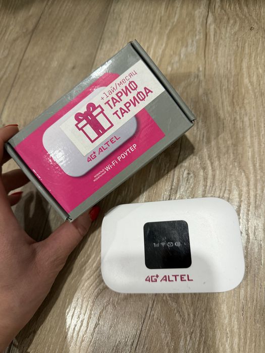 Продаю карманный б/у wifi роутер