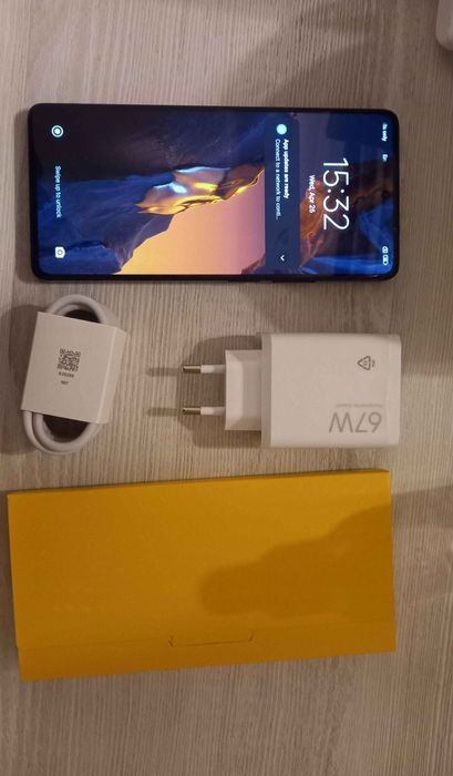 Poco F5 Qora (Black) 12/256GB