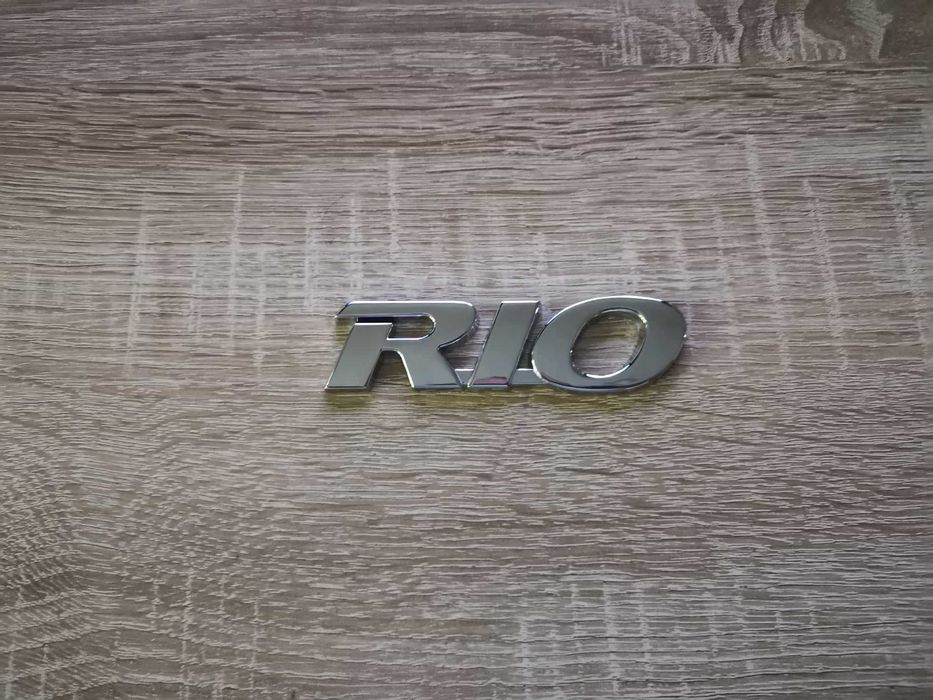 Емблема Надпис Kia Rio