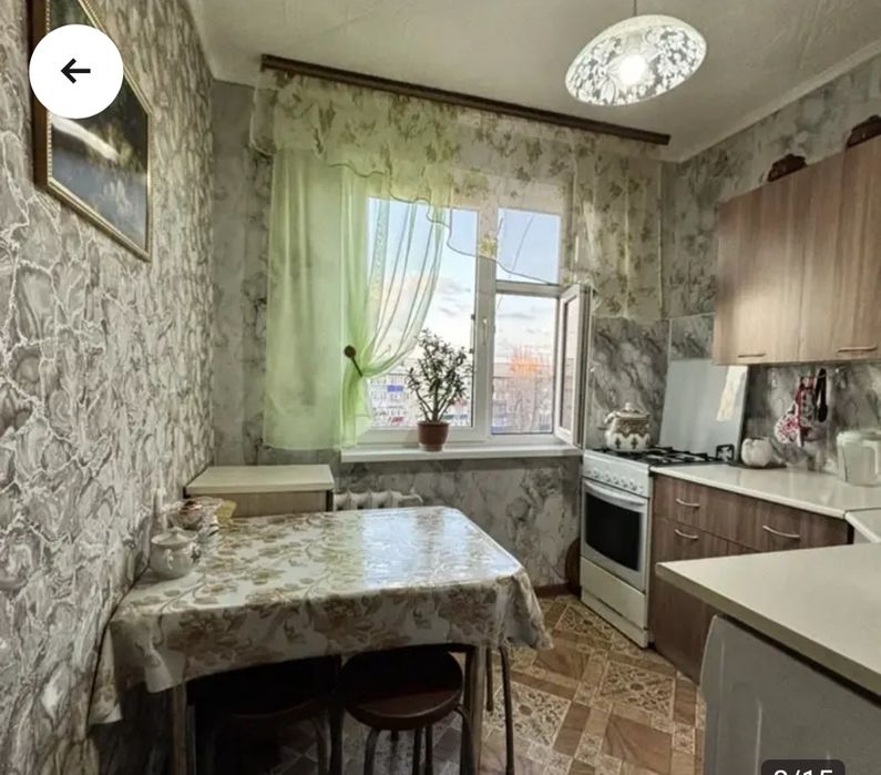 Продам 3 - комнатную квартиру