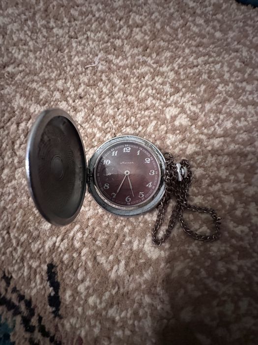 Продам часы молния СССР