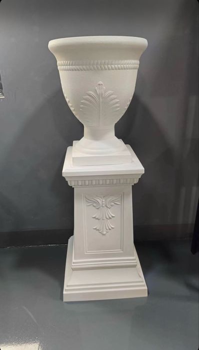 Ок вазалар сотилади 70$