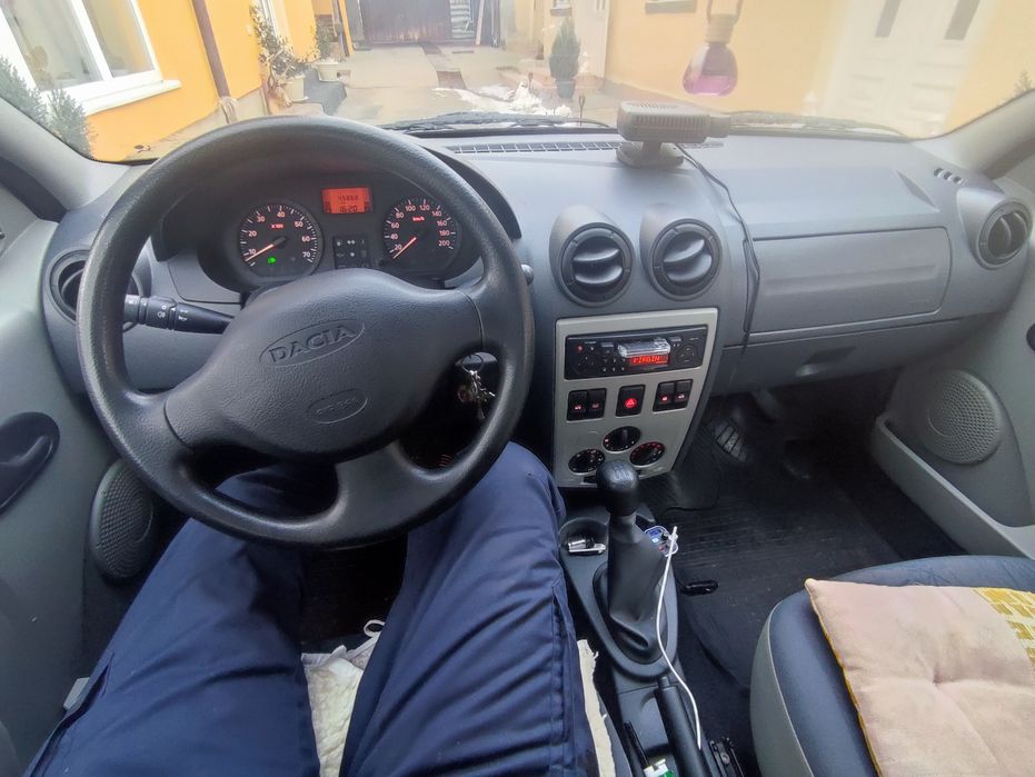 Dacia Logan 1, 4