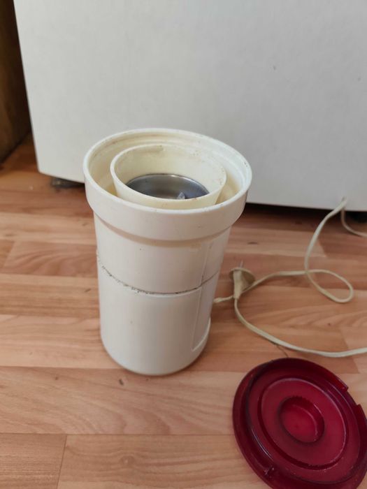 продаю электро мясорубку, кофемолку советскую недорого бу