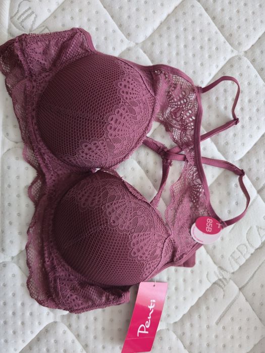 Сутиен Penti 85B с етикет