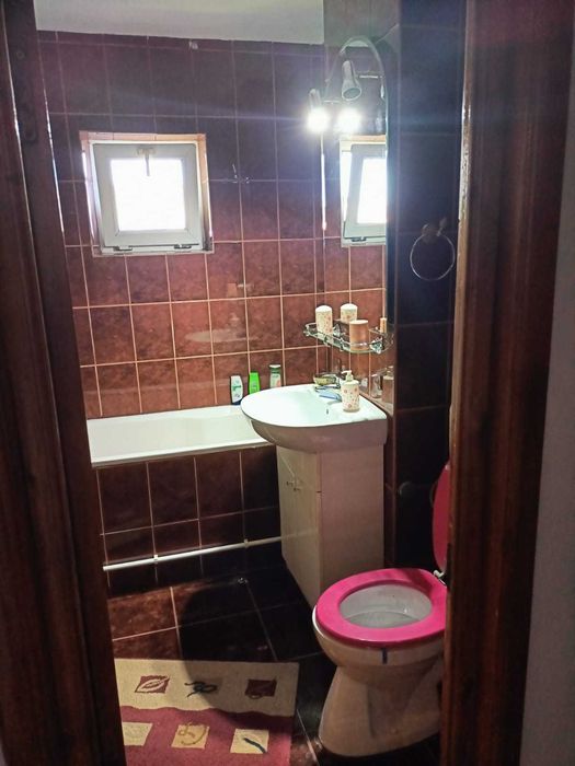 Închiriez apartament cu 2 camere poarta 6