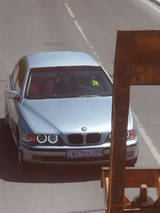 Продам бмв е39 1998 года