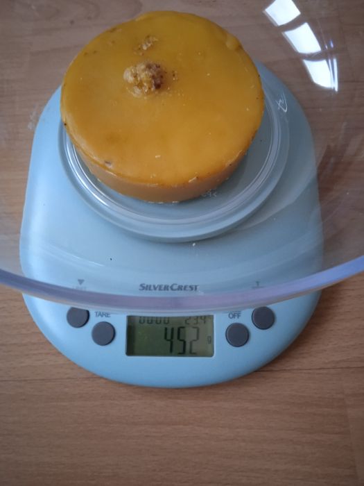 Пчелен восък пита и форма