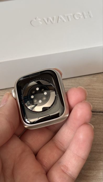 Apple Watch Series 8 GPS 41 mm Starlight