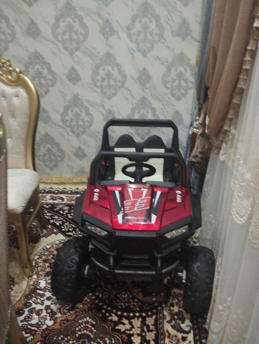 Mashina yosh bolalarniki sotiladi