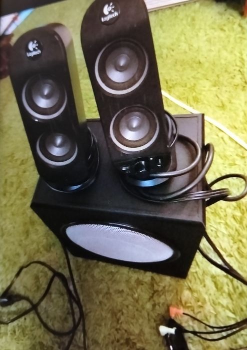 Sistem 2 1 subufer Logitech