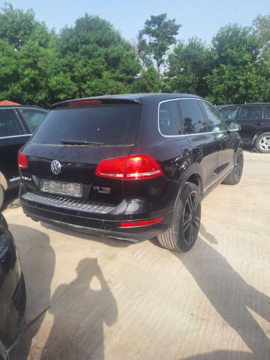 Vw Touareg 3.0 TDI ,240 к.с. , 60 броя на части