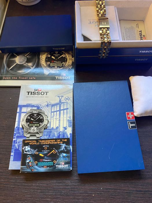 Cutie Tissot cu bratara metalica
