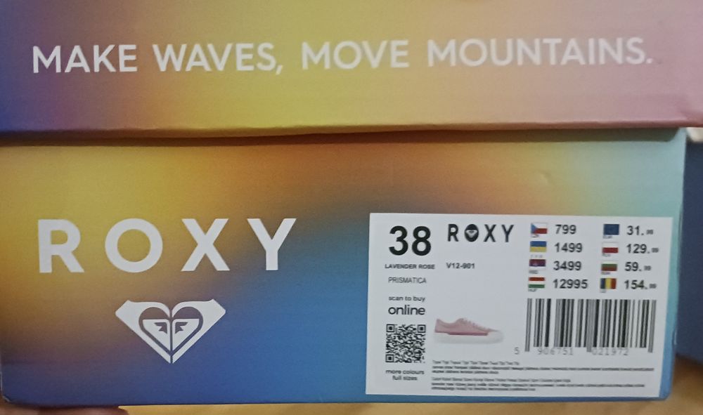 Чисто нови обувки Roxy