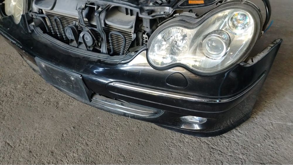 Телевизор передняя часть   мерседес w203