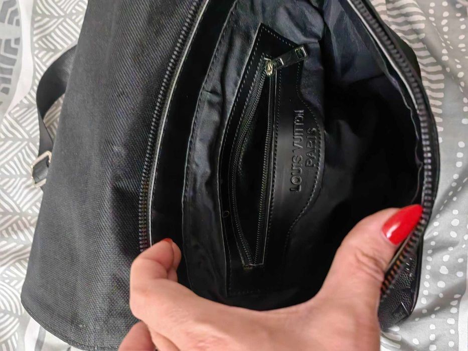 Уникална   Louis  Vuitton