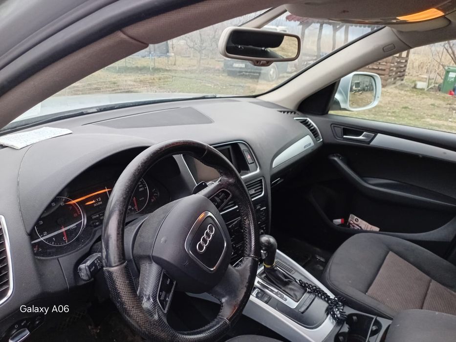 Vând AUDI Q5 din 2009