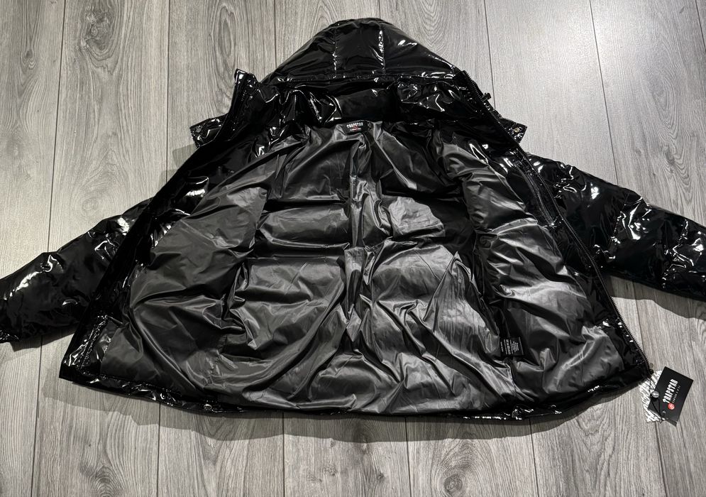 Geaca Trapstar Neagra Lucioasa / Premium 2025