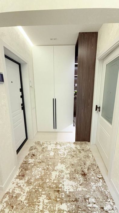 Метро дружба народов массив алмазар нархоз институт продается квартира